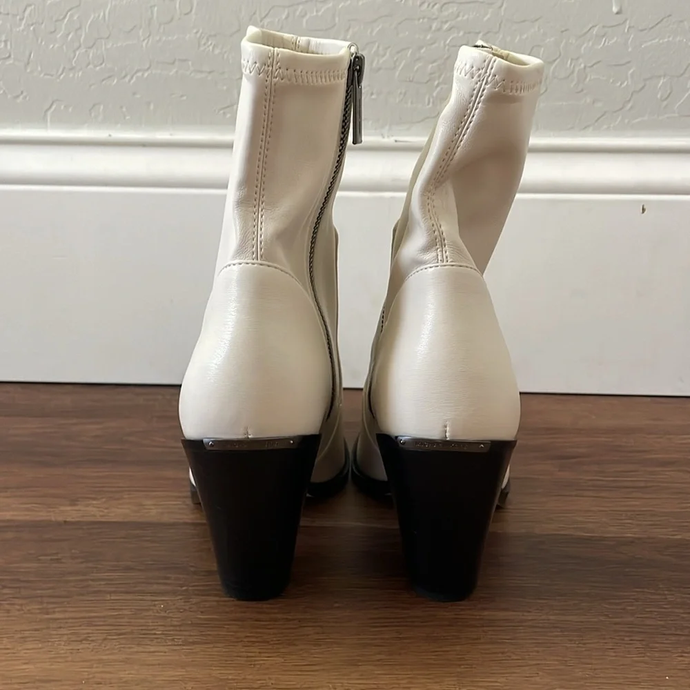 New Michael Kors Dover Heeled Booties